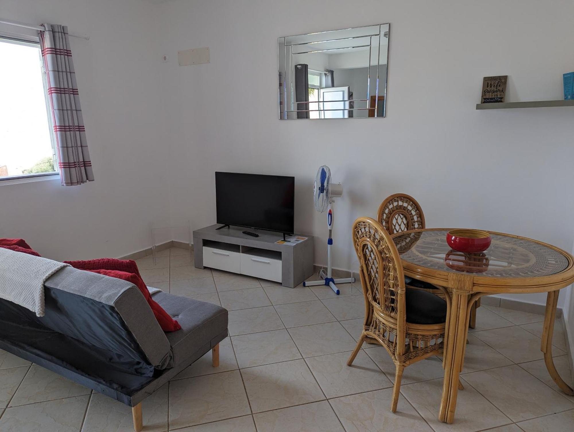 Vila Cabral 1 Bed Apt - Wi-Fi & Air Con Included ซาลเรย์ ภายนอก รูปภาพ